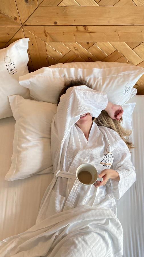 ניאה סטירה Sunday Boutique Hotel מראה חיצוני תמונה