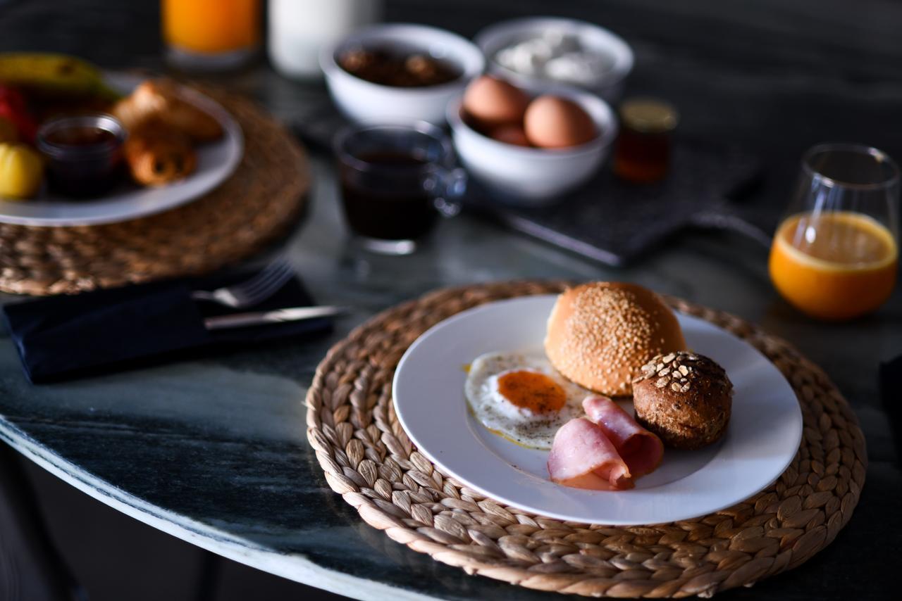 ניאה סטירה Sunday Boutique Hotel מראה חיצוני תמונה